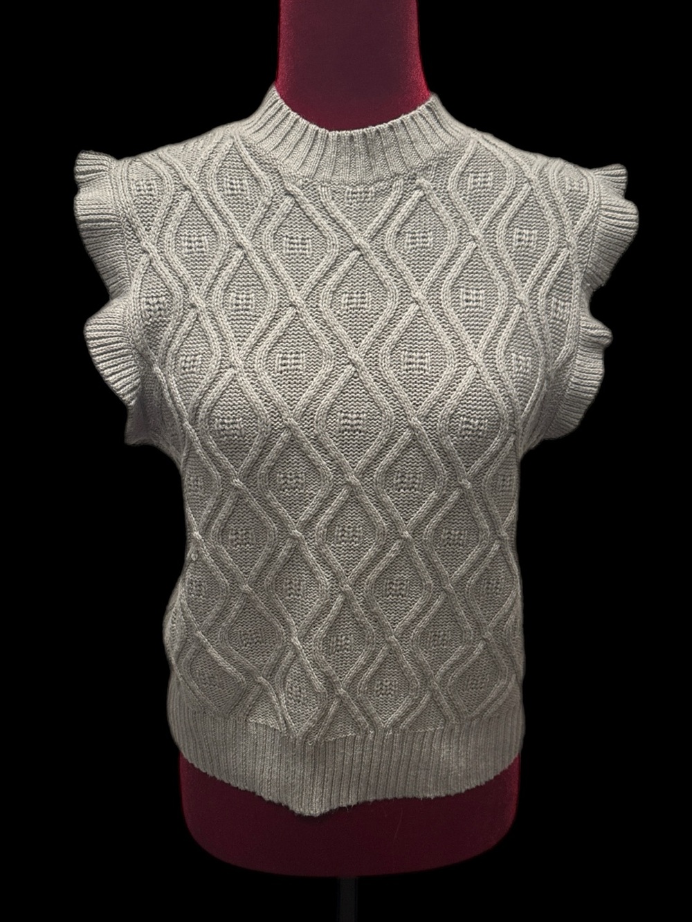Jessica Simpson Cream Cable-Knit Ruffle Sleeve Sleeveless Sweater
